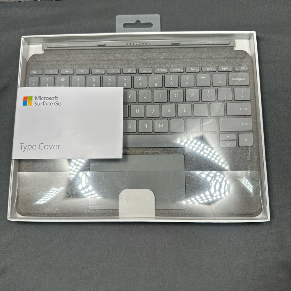 Microsoft Type Cover Keyboard for Microsoft Surface Go KCM00025 Model: 1840